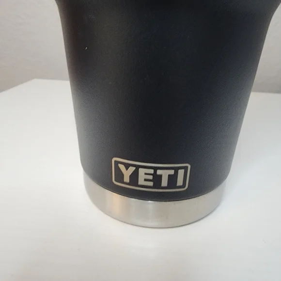 Yeti Black Texas Longhorn  30 Oz Rambler Tumbler With Lid Stainless Steel‎ - Picture 4 of 4